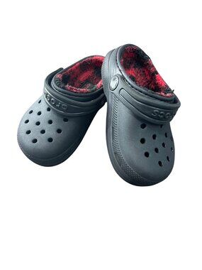 Crocs Classic Fleece Lined Buffalo‎ Plaid Clogs Toddler Kids Size 8 Black Red
